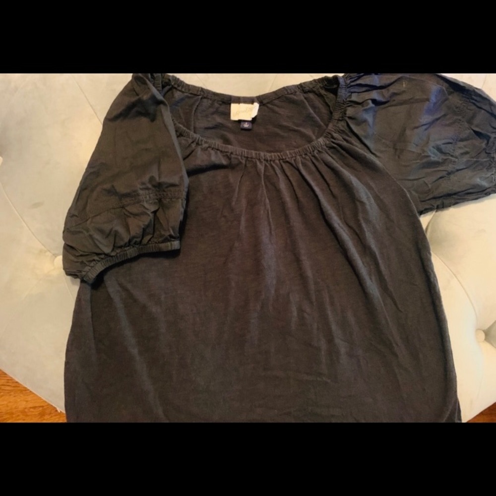 Universal Thread S/S Charcoal Gray Flowy Tunic